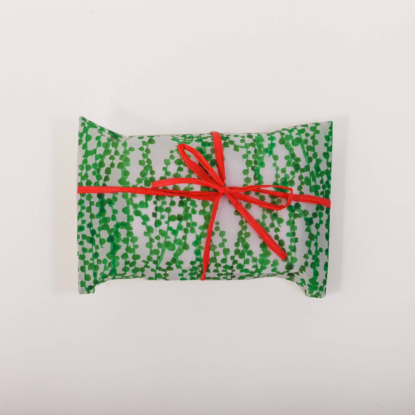 Regaro Papiro • Green Necklace Tracing Wrap Paper