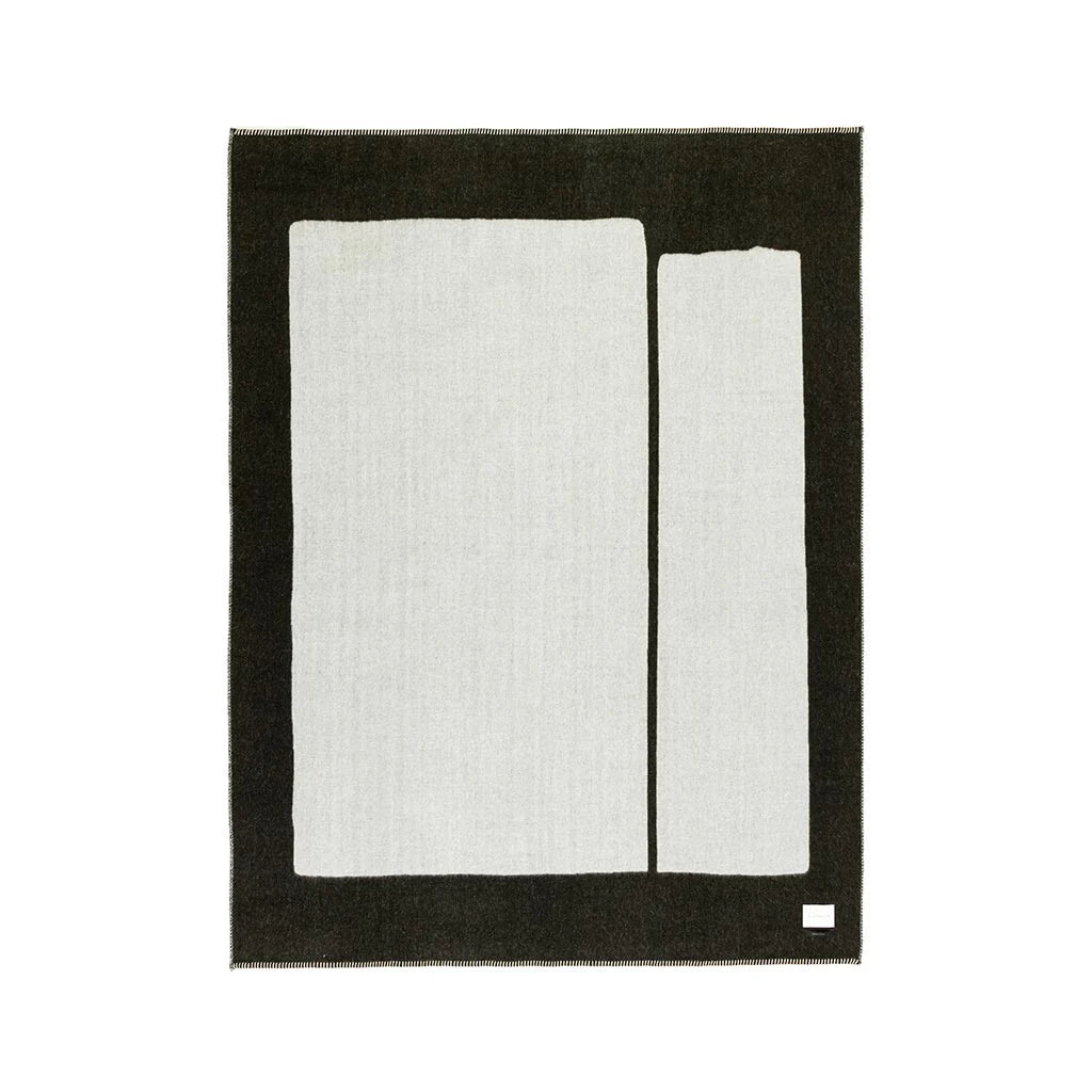 Blacksaw • Generation Reversible Throw