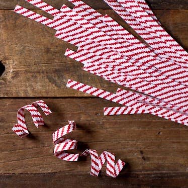 Fort & Field • red & white twist ties