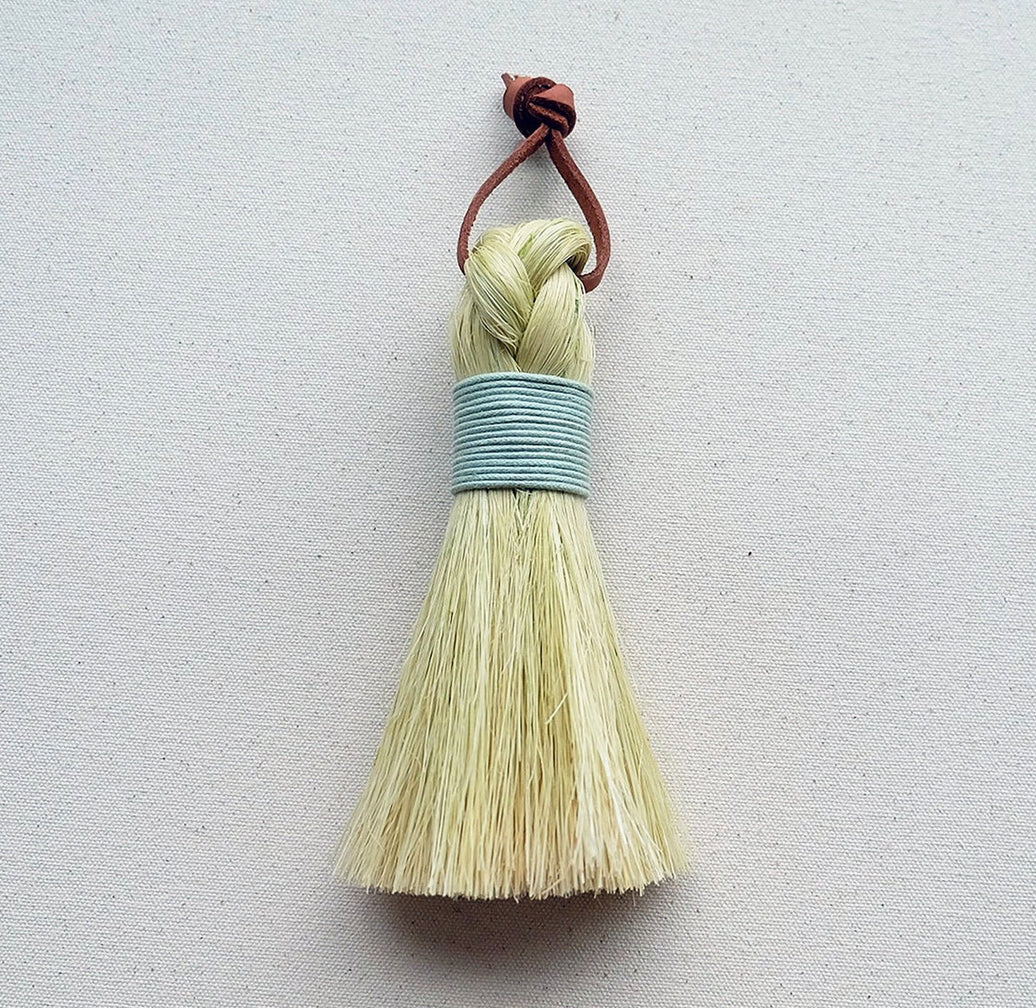 Sweven • Braided Hand Broom