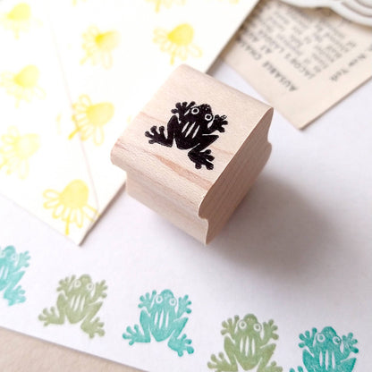 Peppercorn Paper • Mini Frog Stamp