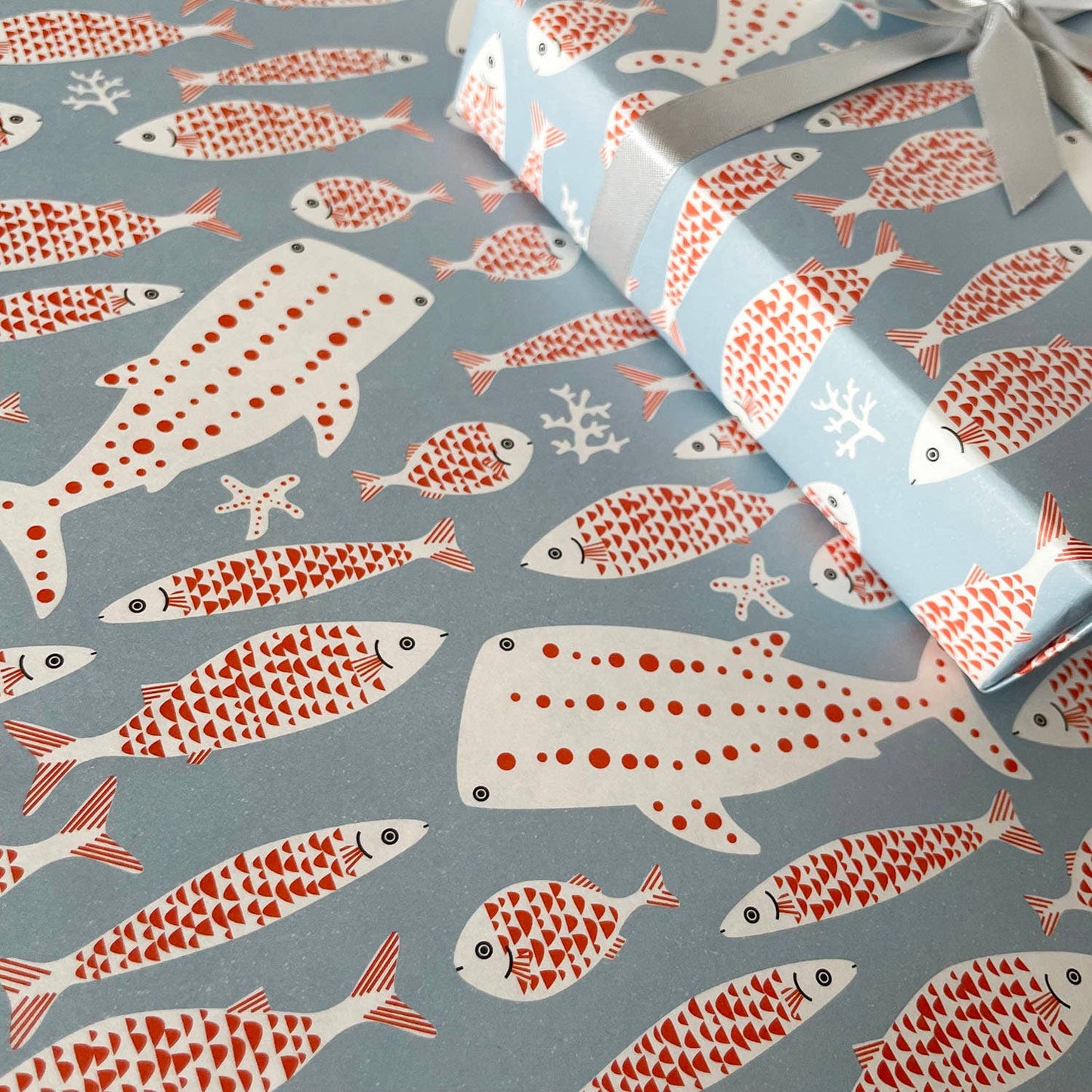 Regaro Papiro • Under the Sea Wrapping Paper