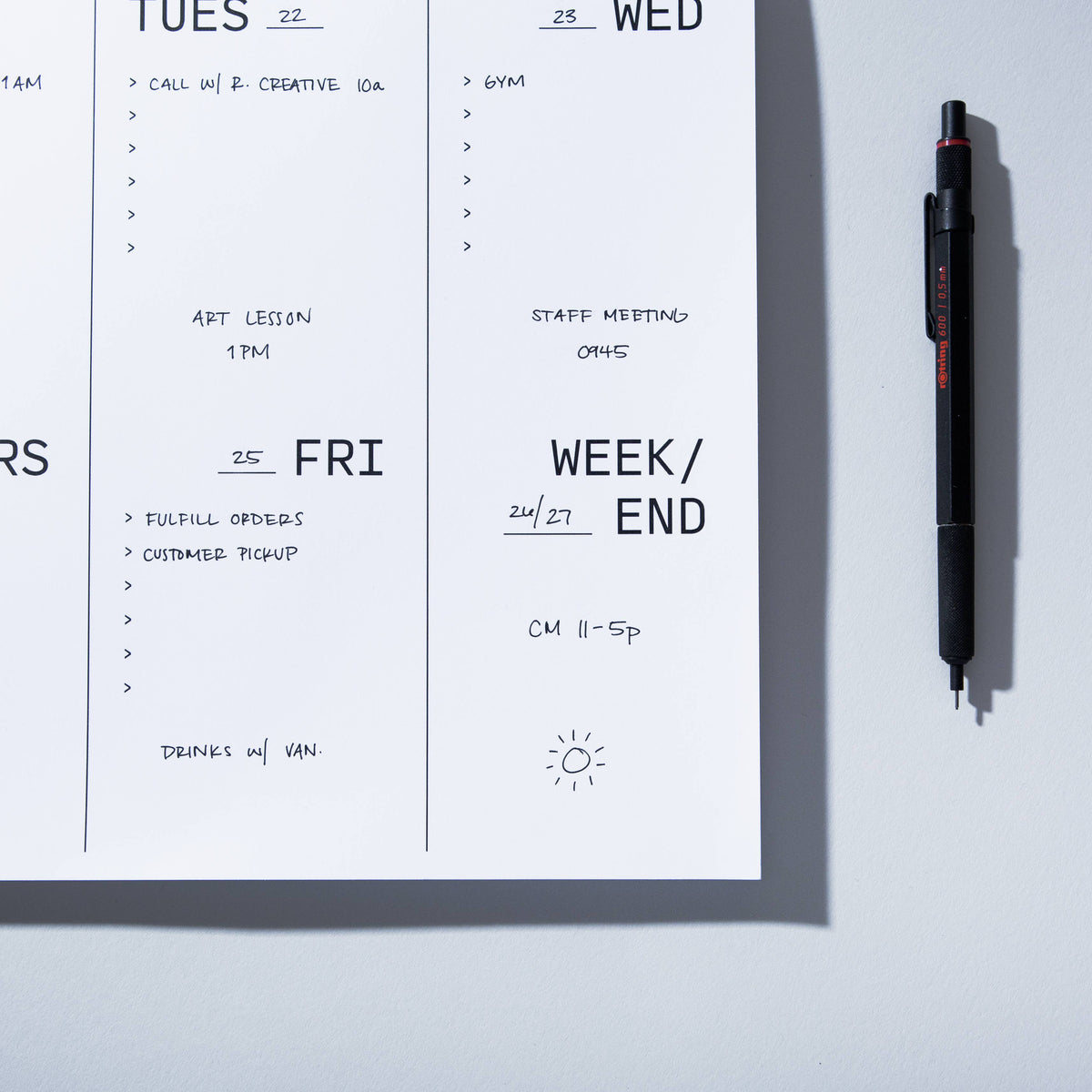 Case Study • Large Weekly Desk Planner