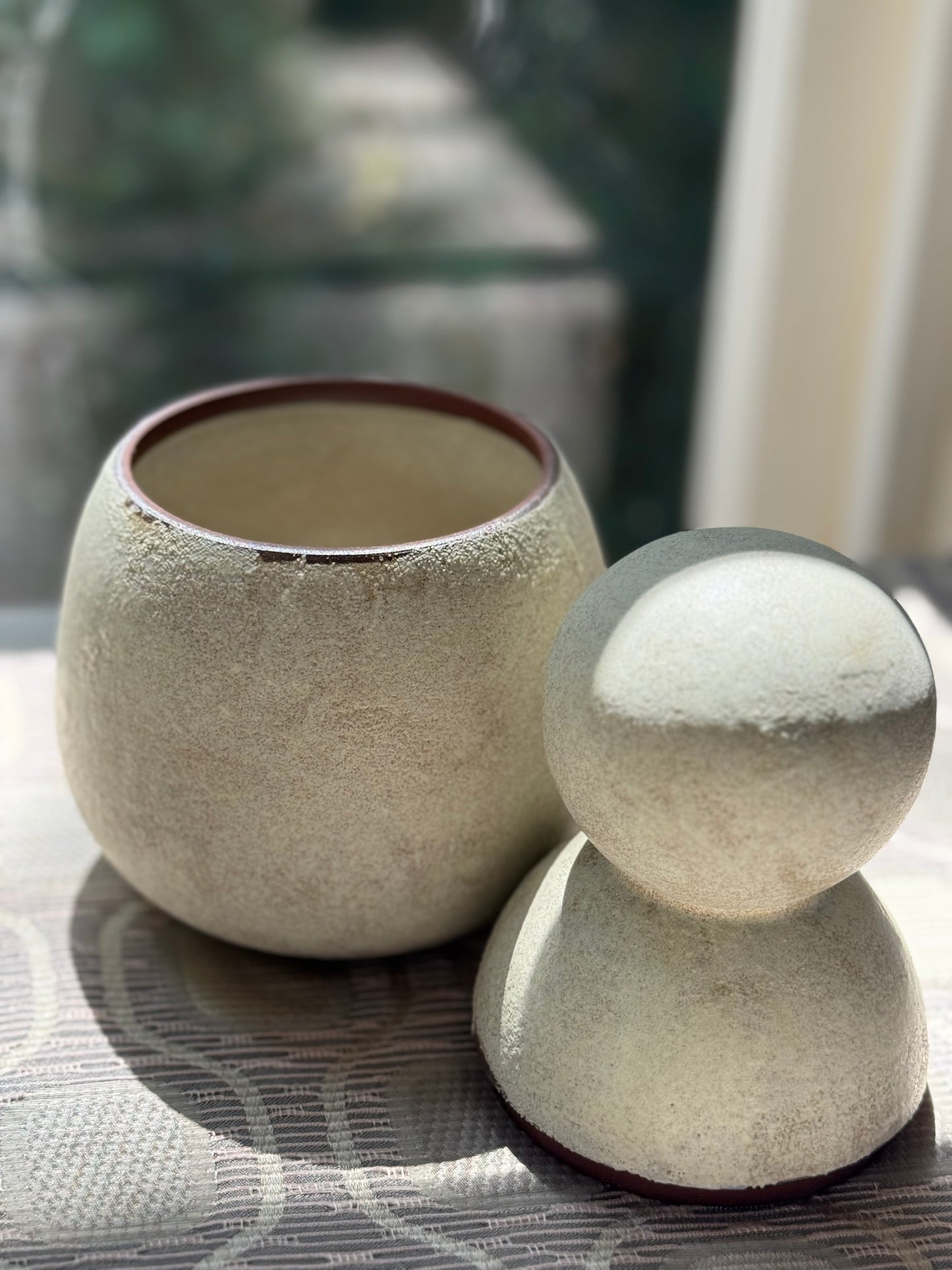 Neko.Co.Neko. • Big Knot Jar - Medium