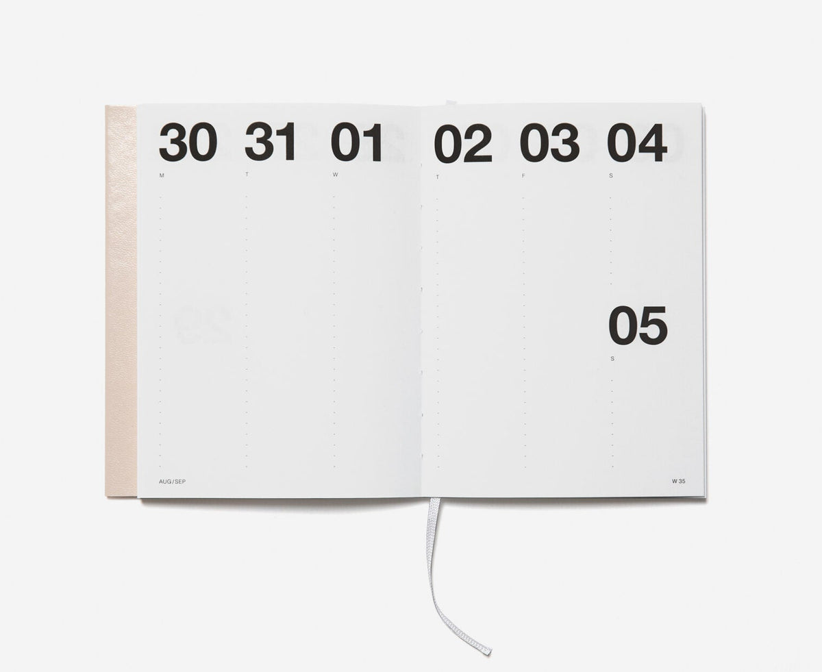 Marjolein Delhaas • 2027 Classic Planner - Powder