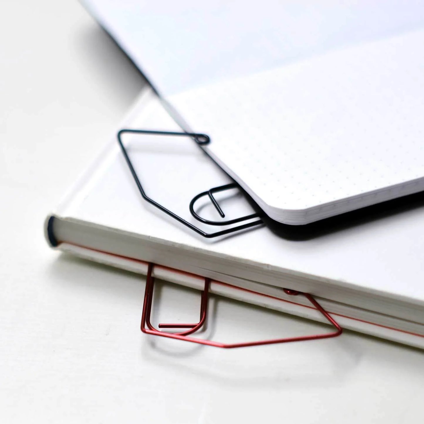 Hightide • Wire Clip Bookmark (3 colors)
