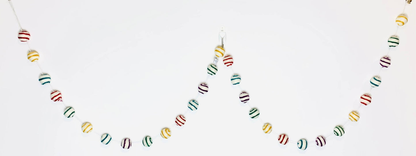 Giftsland • Felt Pompom Garland - striped