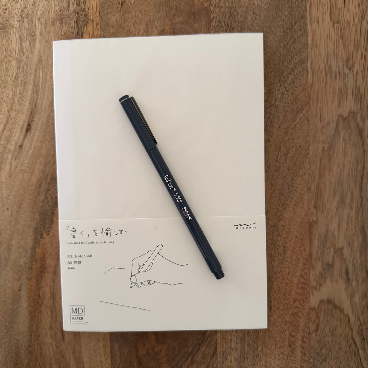 Marvy Uchida • Le Pen - Dark Grey