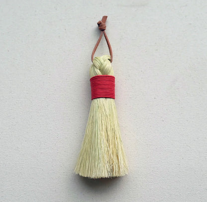 Sweven • Braided Hand Broom